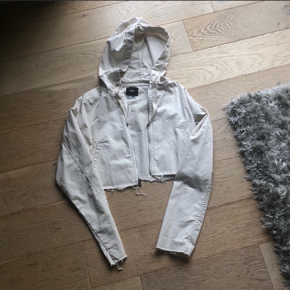 URBAN OUTFITTERS| BDG cropped hoodie
